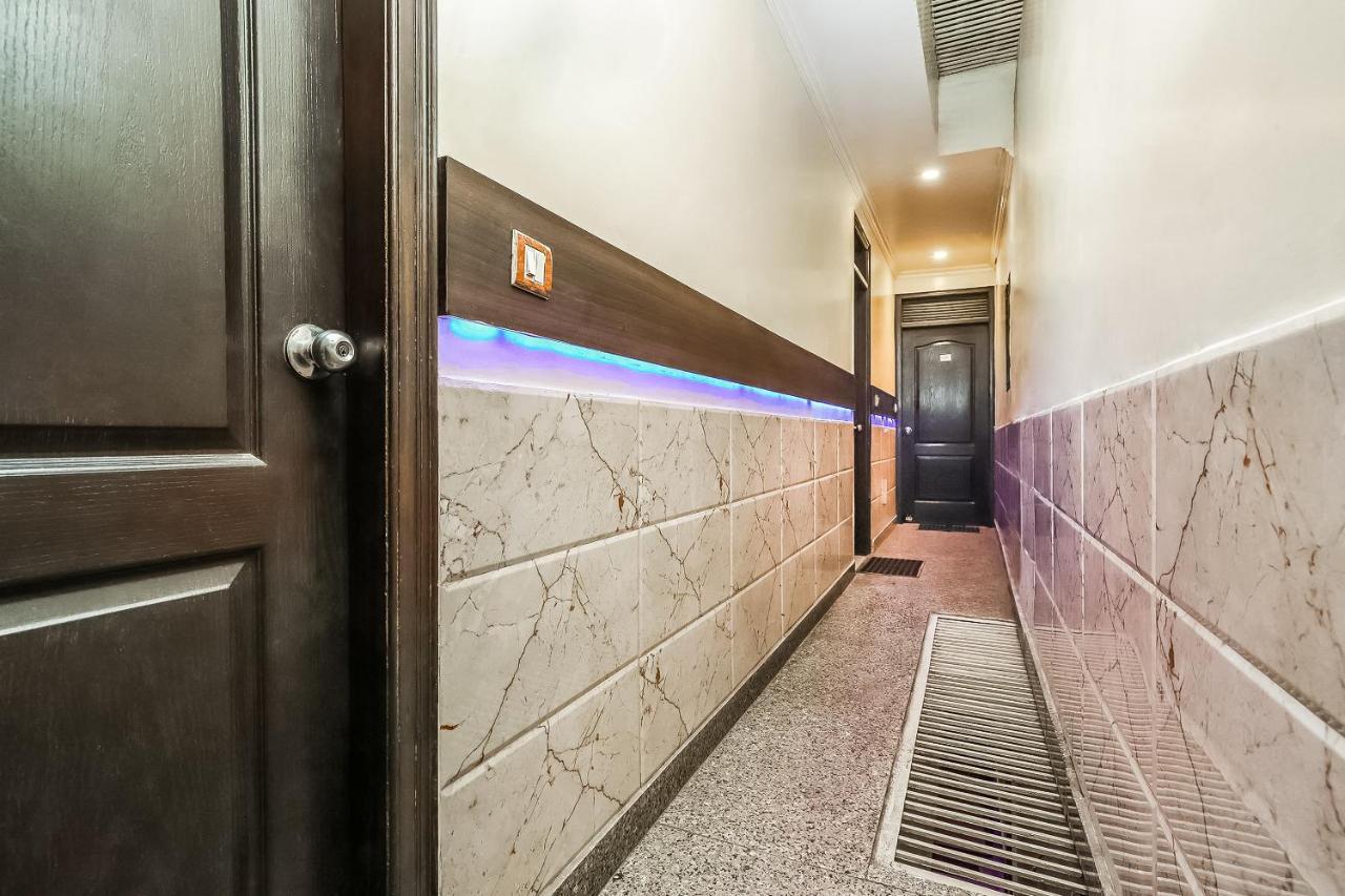 Hotel Shiv Palace Yeni Delhi Dış mekan fotoğraf