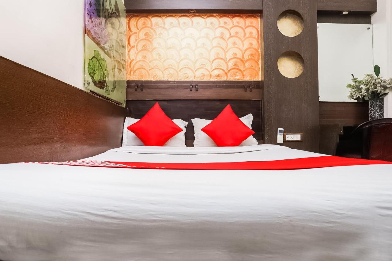Hotel Shiv Palace Yeni Delhi Dış mekan fotoğraf