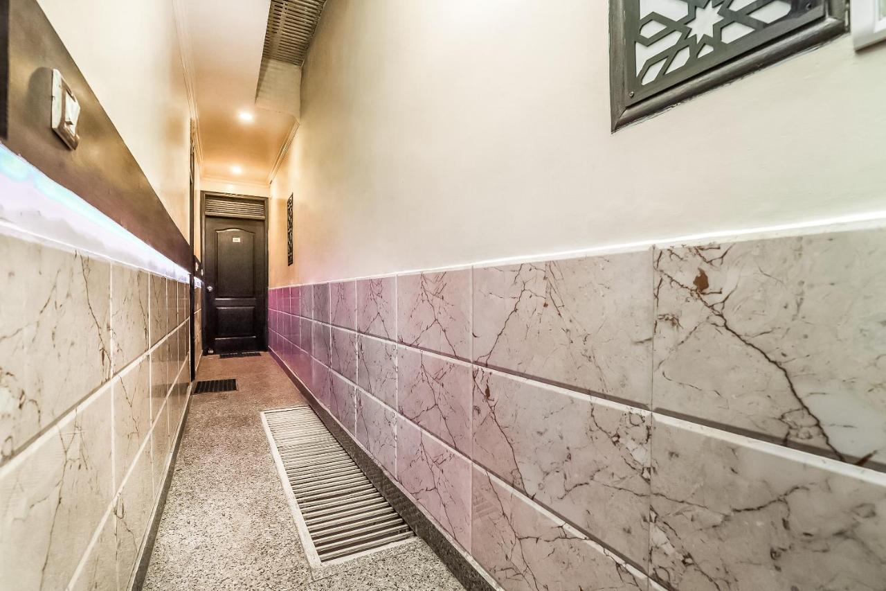 Hotel Shiv Palace Yeni Delhi Dış mekan fotoğraf