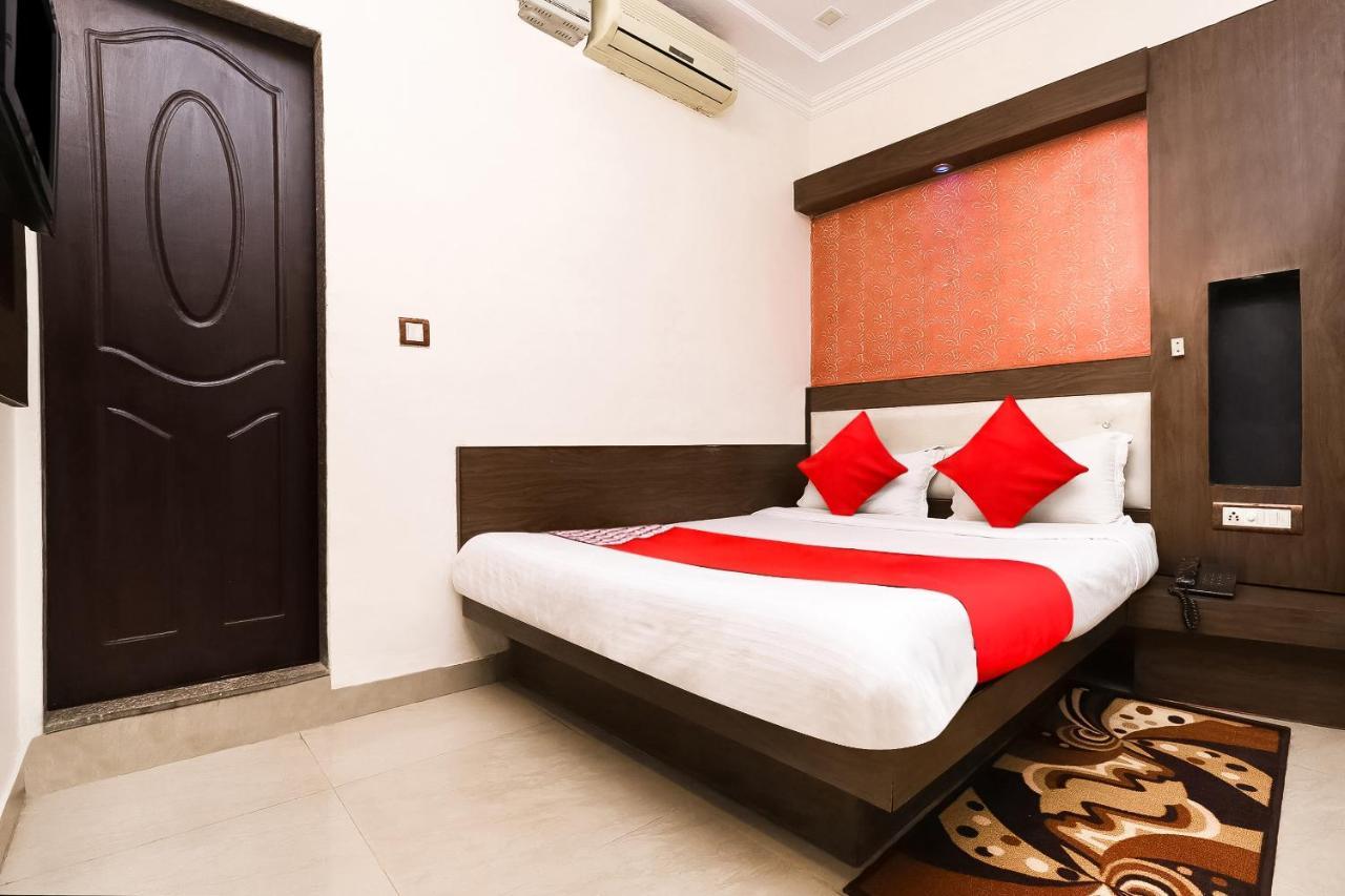 Hotel Shiv Palace Yeni Delhi Dış mekan fotoğraf